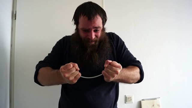 Bending a 0.6x31,5cm iron rod barehanded