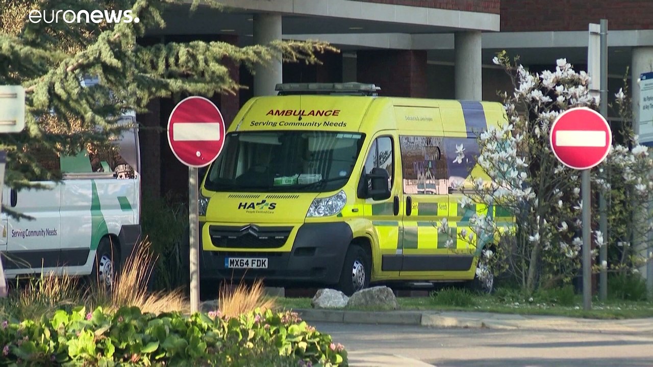 Feldlazarette in London: Johnson lässt aufstocken