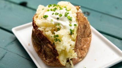 How to Make Air Fried Baked Potatoes