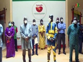 RTB / La Lonab fait un don de 250 millions pour aider le gouvernement dans la lutte contre le covid 19