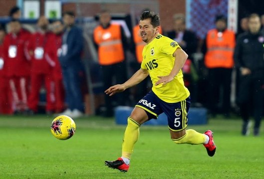 Emre Belözoğlu: Sezon sona erince ben de futbolu bırakacağım