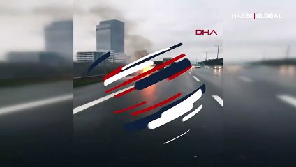 TEM&#039;de alev alan otomobil küle döndü