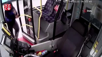 Park halindeki otobüse giren hırsız kamerada