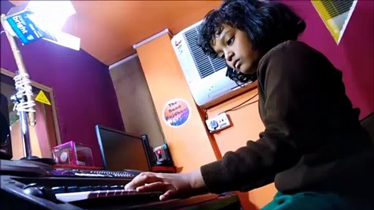 "hum tere bin ab"( Aashiqui 2)On Keyboard By Digeer Soren.