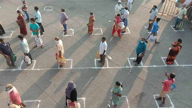 கொரோனா எதிரொலி.. காய்கறி அங்காடியாக மாறிய புதுச்சேரி பஸ் நிலையம்! - வீடியோ