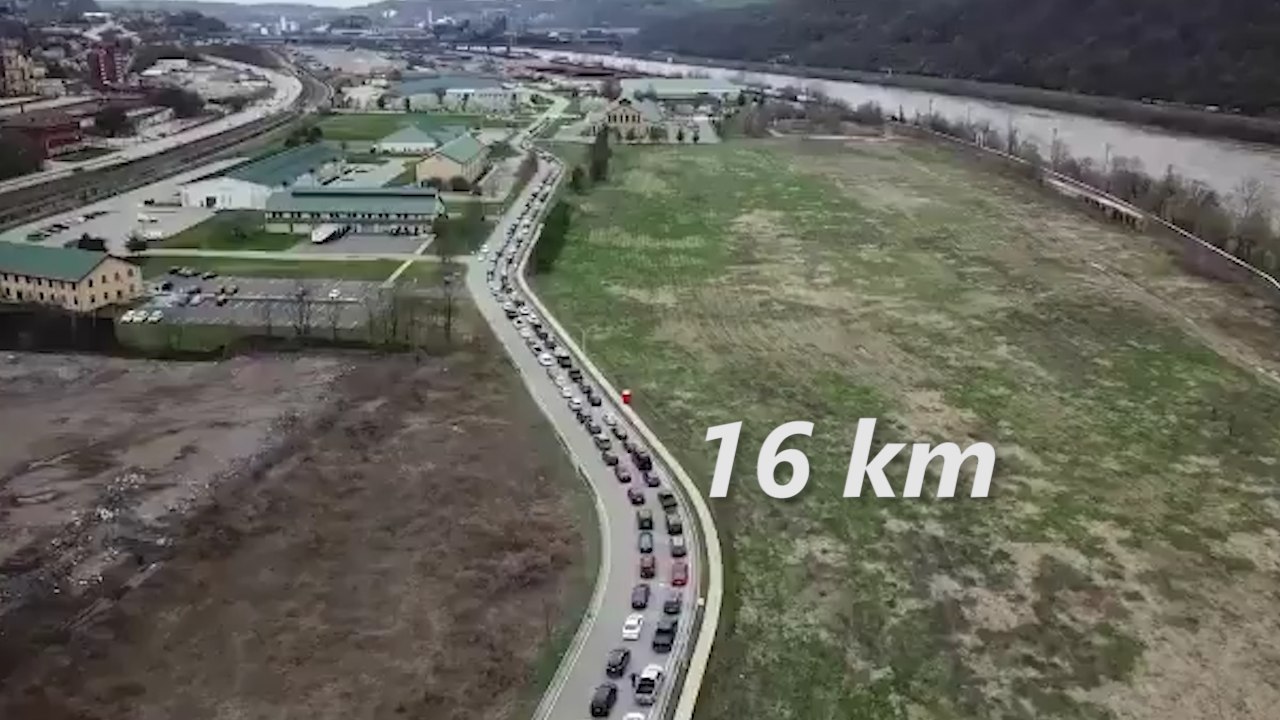 Une distribution de nourriture provoque un embouteillage de 16 km aux Etats-Unis