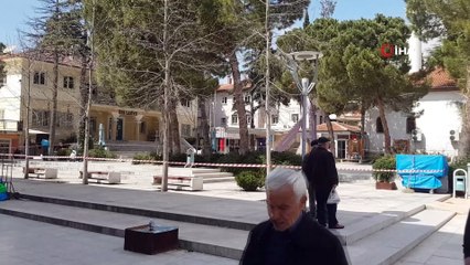 Vatandaşlar uyarıları dikkate almayınca belediye parkı kapattı