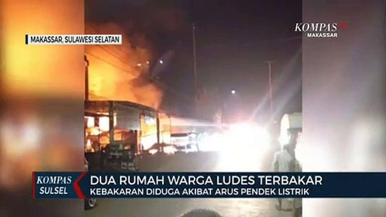 Diduga Arus Pendek Listrik Dua Rumah Warga Ludes Terbakar