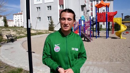 Şampiyon atlet, sokak antrenmanlarıyla formunu koruyor - KIRŞEHİR