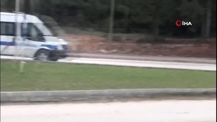 Polis 6 noktada araçları tek tek durdurup kente girenlerin ateşleri ölçüyor