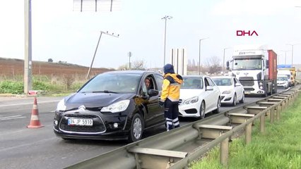 İSTANBUL ÇIKIŞLARINDAKİ KORONAVİRÜS DENETİM KUYRUĞU 2