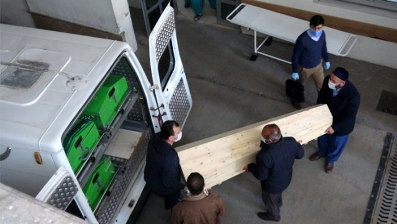 Karantinadan kaçan 74 yaşındaki vatandaş, koronavirüs sebebiyle hayatını kaybetti