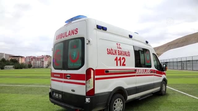 Beyin kanaması geçiren kadın hava ambulansı ile hastaneye sevk edildi
