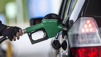 Son Dakika: Benzin ve motorine indirim geldi