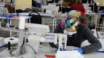 Şuhut'ta bir ay önce kurulan tekstil fabrikası maske üretmeye başladı