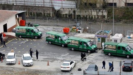 İstanbul'da ürküten koronavirüs fotoğrafları! 4 cenaze aracı arka arkaya dizildi
