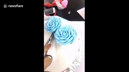 Watch this Vietnamese baker create satisfying rose flower petals