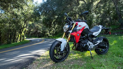 2020 BMW F 900 R Review | MC Commute