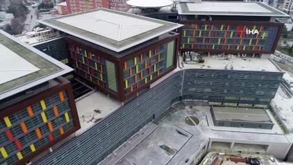İnşaatında sona gelinen 1000 yataklı Göztepe Şehir Hastanesi havadan görüntülendi