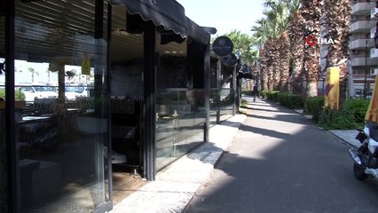 Korona virüsü fırsat bildiler, kafeyi böyle soydular