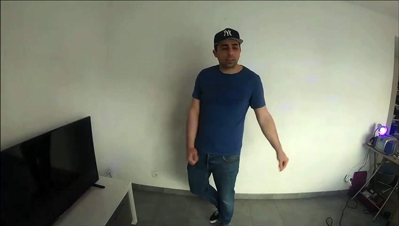 Just Can't Get Enough - Black Eyed Peas cover Tom Manin