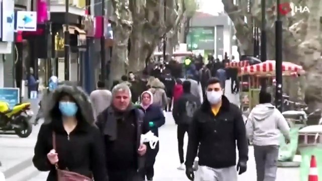 İşte semt semte İstanbul'daki son durum! Sokakların bazısı boş bazısı dolu