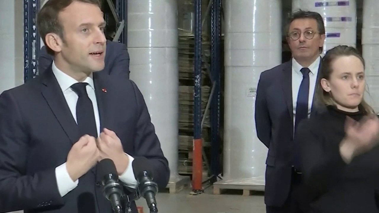 Le Président Macron appelle l'ensemble des français à l'unité pour gagner la guerre contre le virus