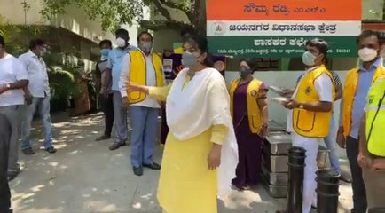 ತಮ್ಮ‌ ಕ್ಷೇತ್ರದ ಜನರಿಗೆ ಸೌಮ್ಯ ರೆಡ್ಡಿ ಏನ್ ಮಾಡಿದ್ರು... | Sowmya Reddy | Oneindia Kannada