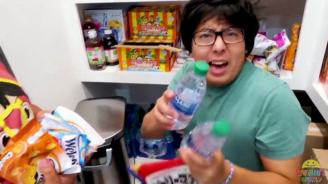 Halloween haunted house 24 hours challenge overnight with Ryan!!!!