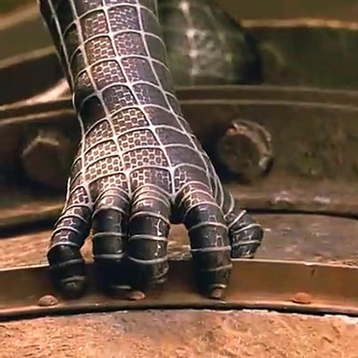 สไปเดอร์แมน VS มนุษย์ทราย