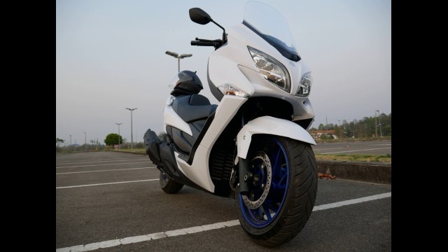 รีวิว Suzuki Burgman 400 (ฉบับชาวบ้าน)