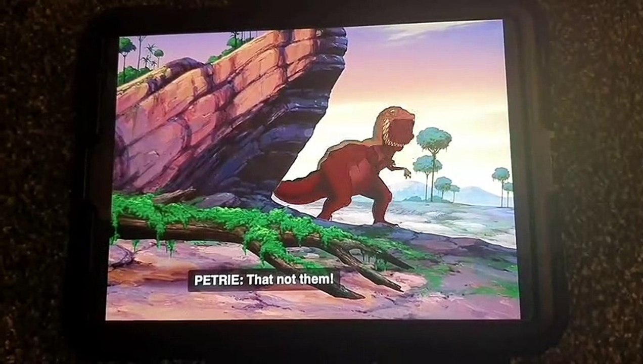 The Land Before Time 10 Petrie Says That Not Them! Subtitles No Sound Reuploaded