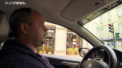 Covid-19 arrasa rendimentos dos motoristas de taxi