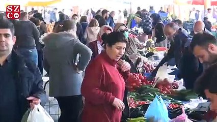 Bu pazarda hiçbir corona kuralı yok