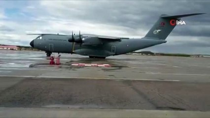 Sağlık malzemesi taşıyan uçak İtalya için yeniden havada