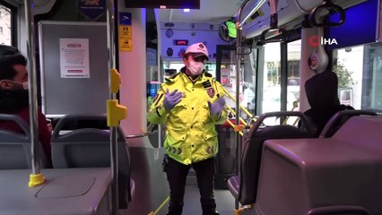 Taksim’de vatandaştan ilginç savunma: “Dışarıda maskeyle dolaşmak mahsurlu”