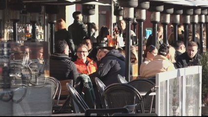 Sweden response to coronavirus outbreak divides opinion