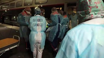 أكثر من 3500 وفاة في فرنسا بكورونا وإجلاء مصابين للتخفيف عن المناطق المكتظة