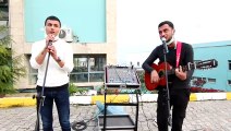 Karantinadaki vatandaşlara canlı müzik sürprizi - SAKARYA