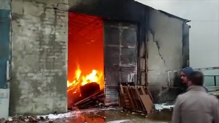 Mobilya mağazasında yangın