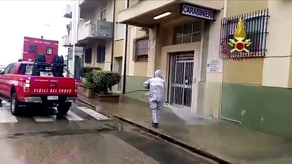 Bonorva (Sassari) - Vigili del Fuoco sanificano aree pubbliche (01.04.20)
