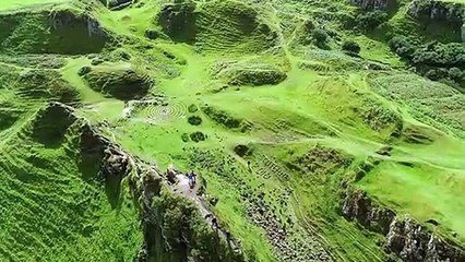 BEAUTIFUL SCOTLAND (Highlands _ Isle of Skye) AERIAL DRONE 4K VIDEO - YouTube