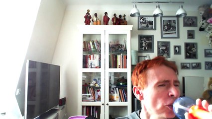 Wiwi égratigne "amour virtuel" d'Adam Vadel