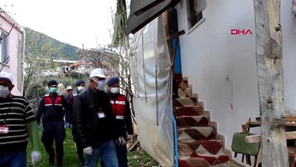 Emekli maaşı ve bayram ikramiyesini kampanyaya bağışladı