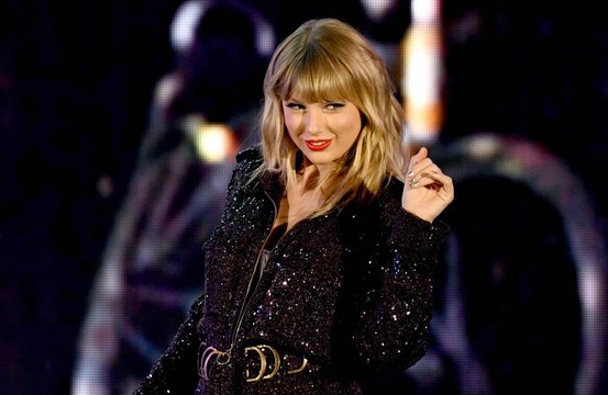 Taylor Swift helps out record store in Nashville struggling amid coronavirus
