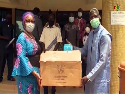 RTB / Covid 19 - Le PAREN offre des kits sanitaires aux déplacés internes pour la lutte contre le coronavirus