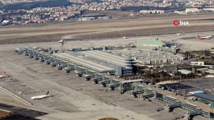 Korona virüsü sonrası Atatürk Havalimanı uçaklarla doldu