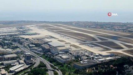 Korona virüsü sonrası Atatürk Havalimanı uçaklarla doldu