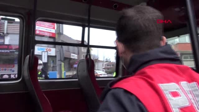 DURAKTA BEKLİYORLARDI, DAYANAMADIM ALDIM DEDİ, 789 LİRA CEZA YEDİ