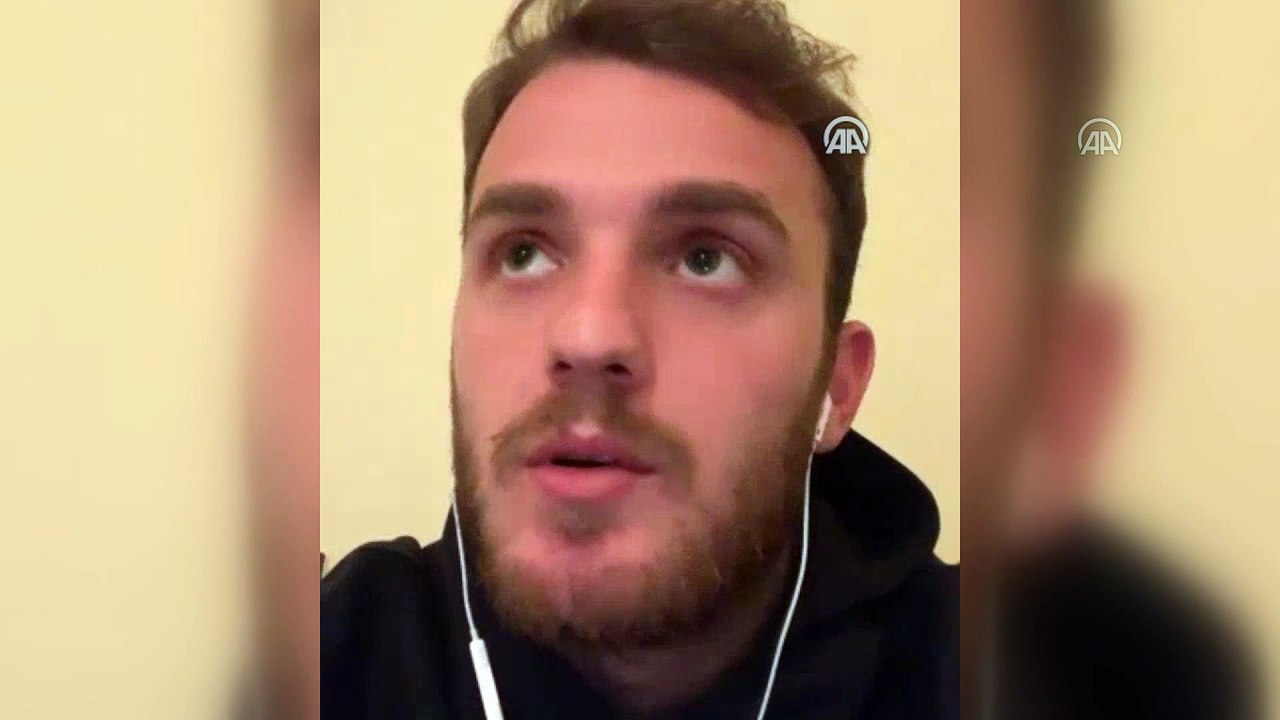 Milli futbolcu Ertuğrul Ersoy: 'Yetkililerin dediklerinin dışına çıkmayalım' - İSTANBUL